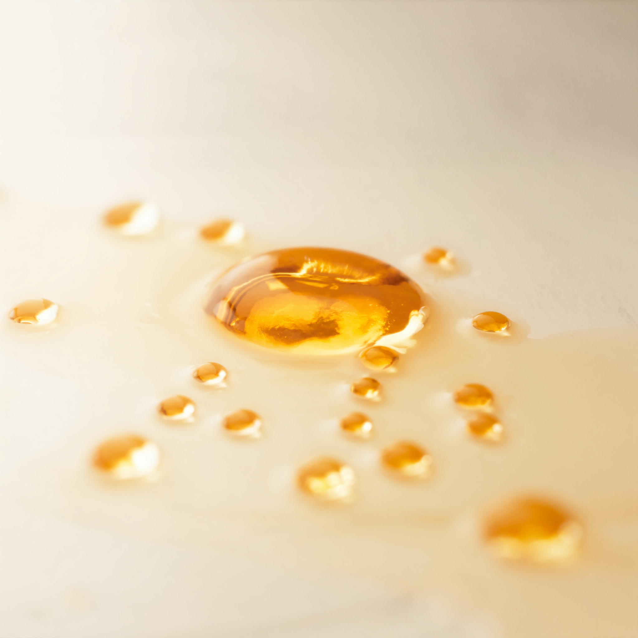 Vitamin E, antioxidant protection